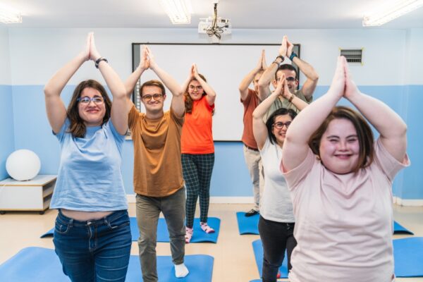 Yoga,Students,With,Down,Syndrome,Unite,For,A,Harmonious,Group